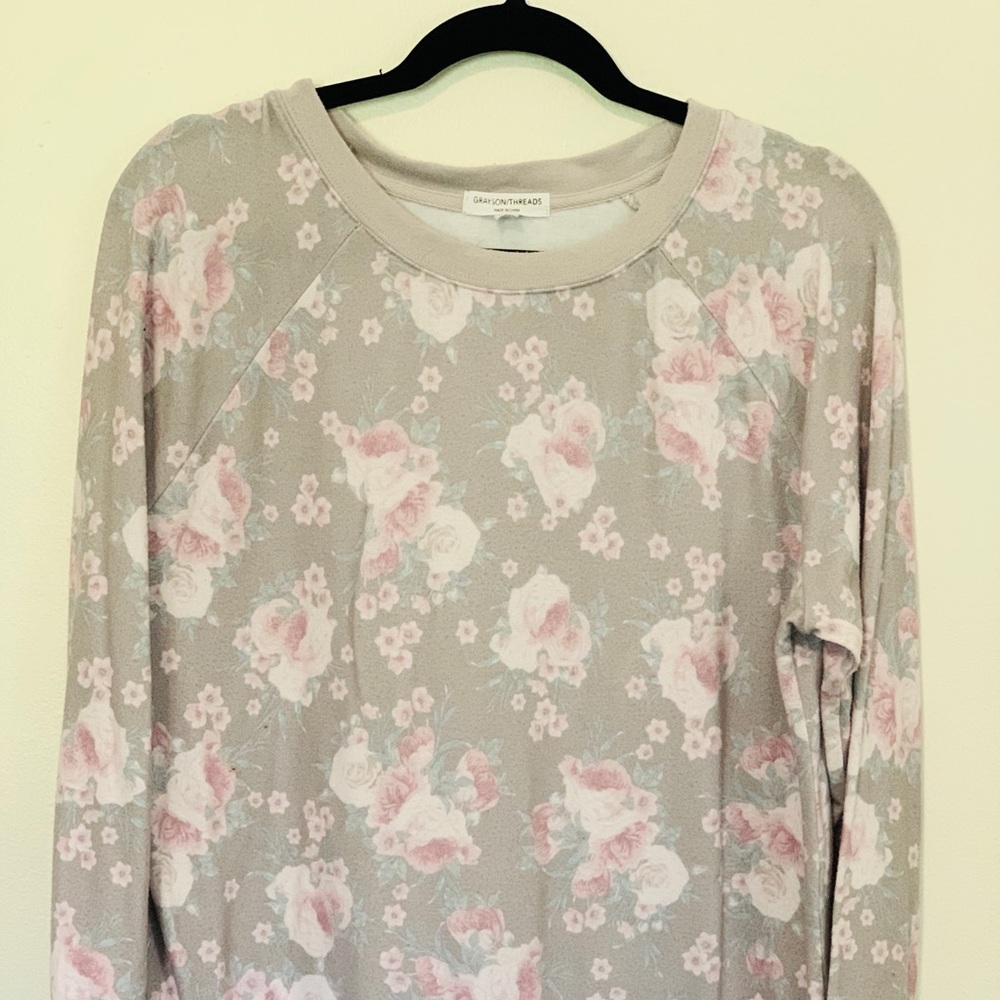 Floral sweatshirt